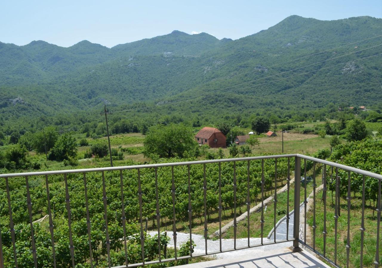 Markovic Winery And Estate Apartments เซทินเจ ภายนอก รูปภาพ